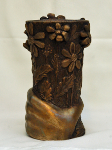  vase223x300.jpg